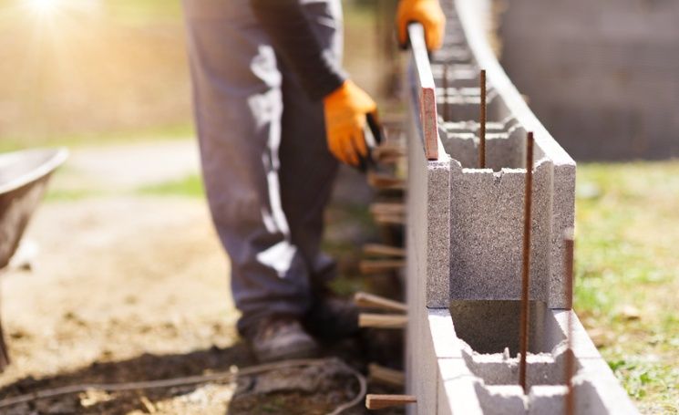 Baustoffe für Haus und Garten